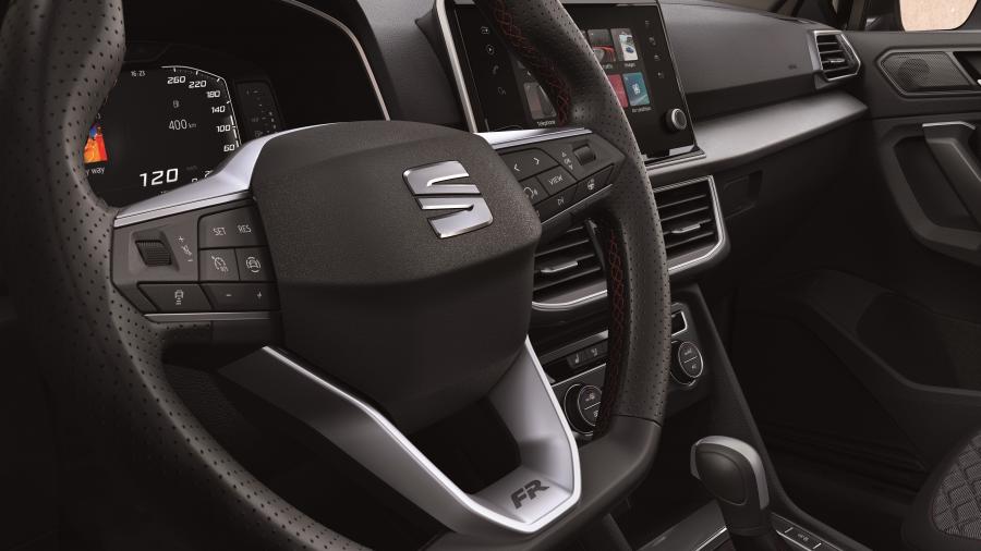Детали интерьера Seat Tarraco FR Sport 2020 года  (WW) (фото 4 из 14)